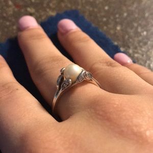 Pandora Ring